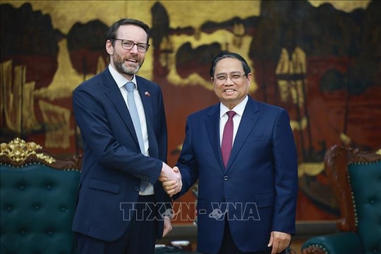 Thủ tướng Phạm Minh Chính tiếp Đại sứ Vương quốc Anh và Bắc Ireland