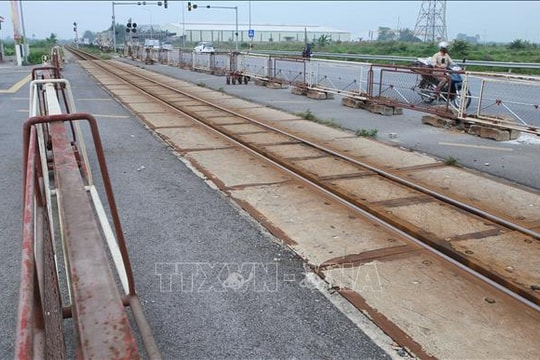 Ninh Bình: Tỉnh lộ 485B chờ đường ngang mới để thông suốt lưu thông