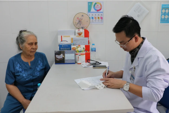 Hơn 63% người dân TP.HCM đi tầm soát được phát hiện có vấn đề sức khỏe