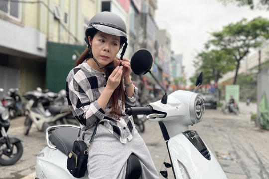 Làn sóng chuyển sang xe máy điện của các gia đình Hà Nội