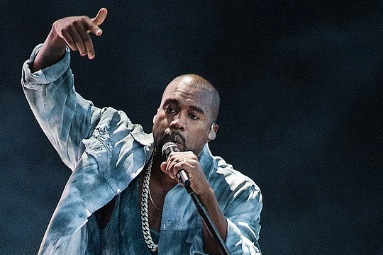 Kanye West - ngôi sao tai tiếng