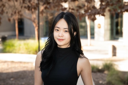 Cô gái Việt nhận cùng lúc 3 học bổng tiến sĩ Ivy League