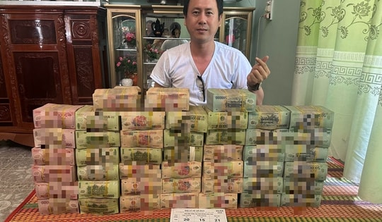 Ba người trúng độc đắc xổ số miền Nam sau khi đi cúng thanh minh