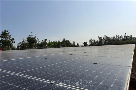 'Chìa khóa' từ điện mặt trời mái nhà