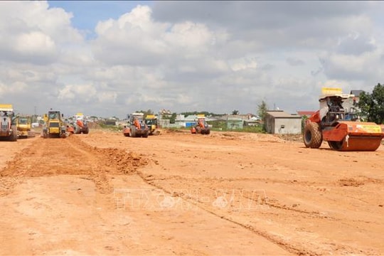 Đẩy nhanh giải ngân vốn đầu tư công hỗ trợ cho tăng trưởng kinh tế