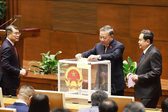 Quốc hội bầu Thủ tướng Chính phủ