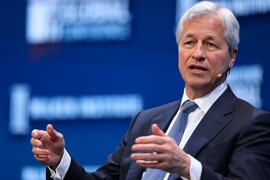 CEO JPMorgan cảnh báo nguy cơ kinh tế Mỹ suy thoái vì chiến sự