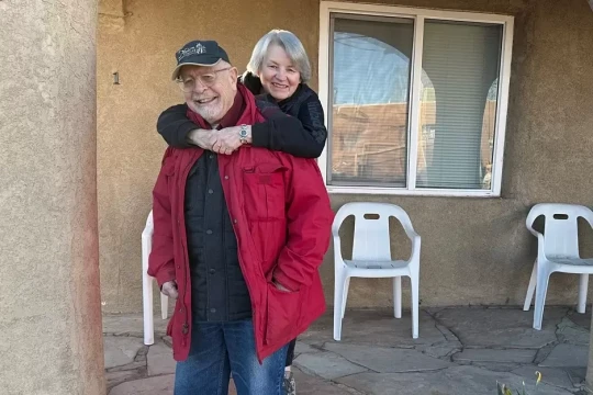 Cái kết của giáo sư Mỹ thuê người lạ làm hướng dẫn viên du lịch