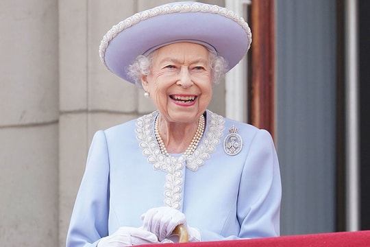 Món tráng miệng Nữ hoàng Anh yêu thích gây 'bão' mạng