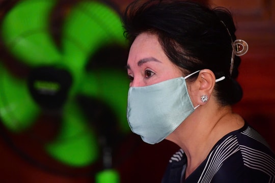 Bà Nguyễn Thị Như Loan khóc, nói bị 'vu khống' khi đối chất vụ đất vàng