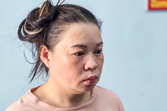 Người phụ nữ hành hung hai nhân viên gác chắn đường sắt bị bắt