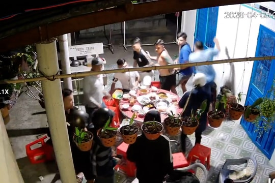 Nhóm giang hồ nổ súng tại tiệc nhậu