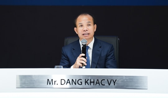 Chủ tịch Đặng Khắc Vỹ: "VIB tự lực tự cường, không phụ thuộc đối tác nào"