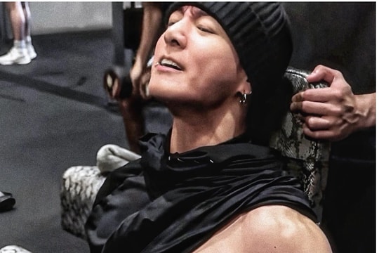 'Mỹ nam đang gây sốt toàn cầu' xin lỗi