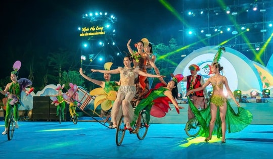 Quảng Ninh quyết tâm 'nâng cấp' Carnaval Hạ Long thành sản phẩm công nghiệp văn hóa