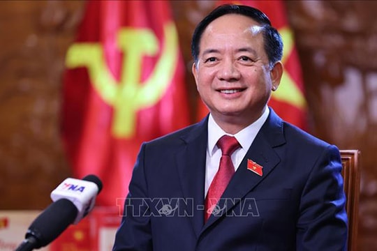 Nâng tầm và thống nhất sự lãnh đạo của Đảng đối với lĩnh vực tư tưởng - truyền thông và nghiên cứu khoa học chiến lược