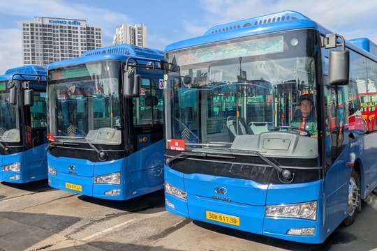 TP Hồ Chí Minh: Triển khai chủ trương miễn vé xe buýt trong tháng 4