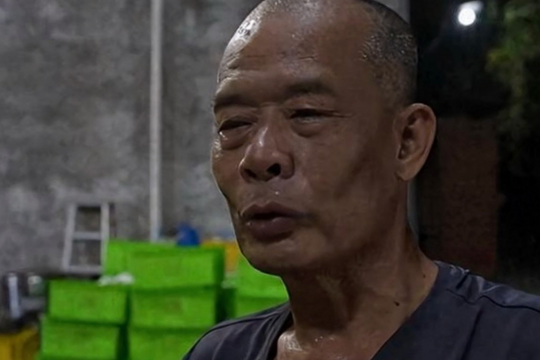 Chủ quán lẩu tự chê đồ ăn dở để 'đuổi' khách