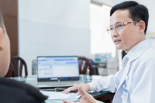 Chàng trai 20 năm đi tìm tên bệnh lạ