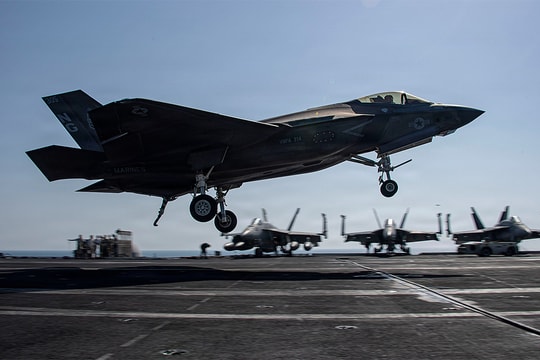 Ông Trump dọa 'phản ứng mạnh chưa từng thấy' nếu thỏa thuận với Iran đổ vỡ