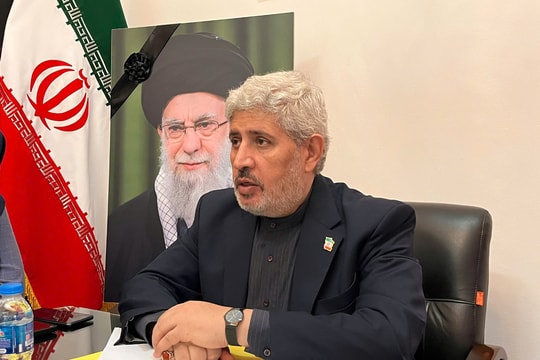 Iran sẽ tạo điều kiện cho tàu thuyền quốc gia thân thiện qua eo biển Hormuz