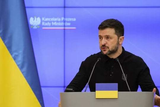 Ukraine phản ứng về đề xuất ngừng bắn của Nga