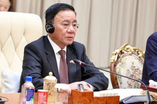 Thường trực Ban Bí thư Trần Cẩm Tú hội kiến lãnh đạo Đảng, Nhà nước Campuchia