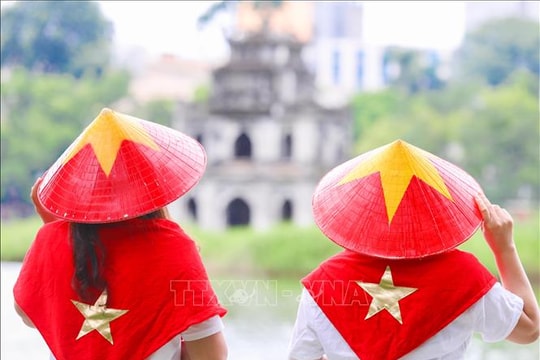 Không nghỉ liền 9 ngày trong dịp nghỉ lễ Giỗ Tổ và 30/4, 1/5 theo đúng Bộ luật Lao động