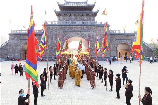 Tái hiện sống động những giá trị của Lễ hội Hoa Lư