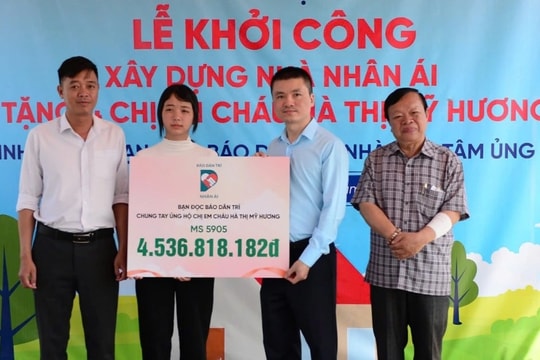 Báo Dân trí trao tiền, xây nhà Nhân ái tặng chị em bé 16 tuổi ở Lâm Đồng