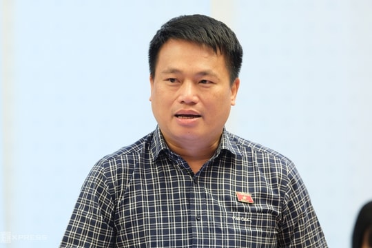 'Xây kho dự trữ xăng dầu quốc gia như mua bảo hiểm cho nền kinh tế'