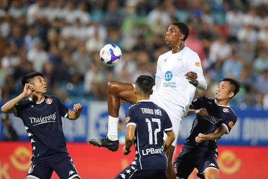 V-League tăng suất ngoại binh lên 5 có thiệt thòi cầu thủ Việt?