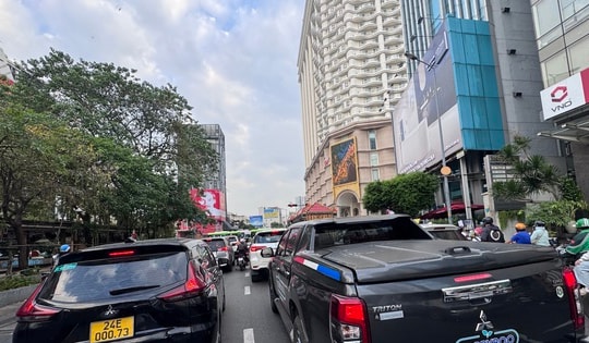 Mức tiêu thụ xe bán tải bất ngờ tăng