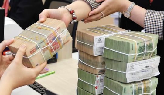 Nhiều ngân hàng đồng loạt giảm lãi suất gửi tiết kiệm