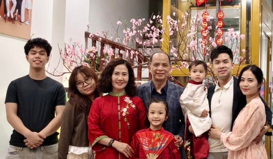 NSƯT Nguyệt Hằng - Anh Tuấn: Sự nghiệp rực rỡ nhưng 4 người con quyết không nối nghiệp