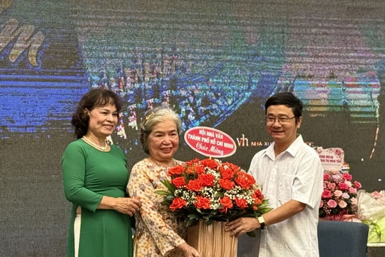 'Thành phố trong tim' - lát cắt lịch sử từ một gia đình cách mạng