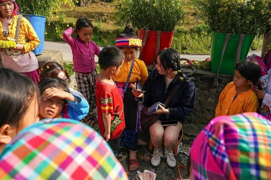 Cấm địu hoa xin tiền khách tại dốc Thẩm Mã