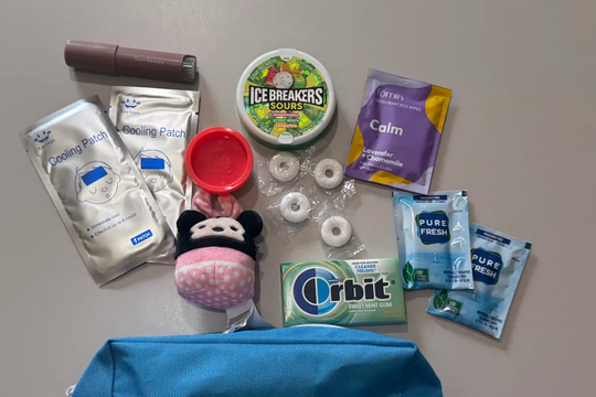 Giới trẻ Mỹ rủ nhau sắm 'túi trấn an'