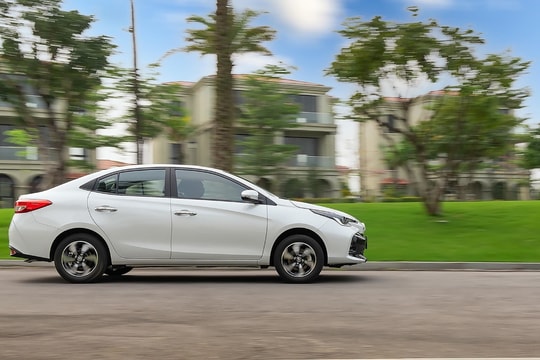 Sedan cỡ B hồi phục doanh số