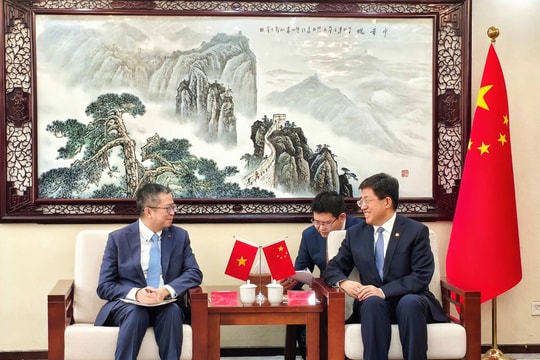 Nâng cao nhận thức của thế hệ trẻ về quan hệ truyền thống Việt - Trung