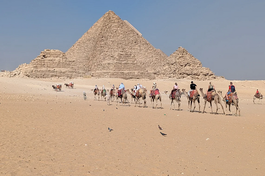 Đi khắp thế giới mà không cần bay