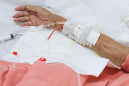 Bác sĩ nêu tên 10 loại thuốc có thể tàn phá thận cấp tính