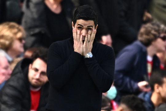 Arteta: 'Thua Bournemouth giống như cú đấm đau vào mặt'