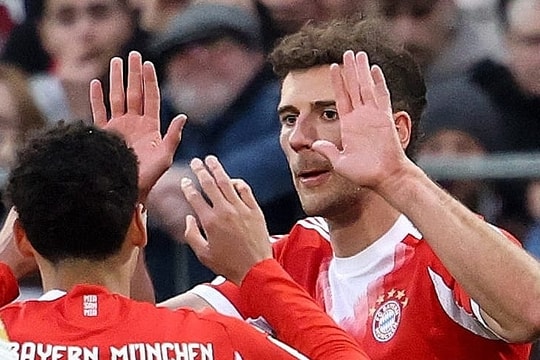 Bayern phá kỷ lục ghi bàn 54 năm ở Bundesliga