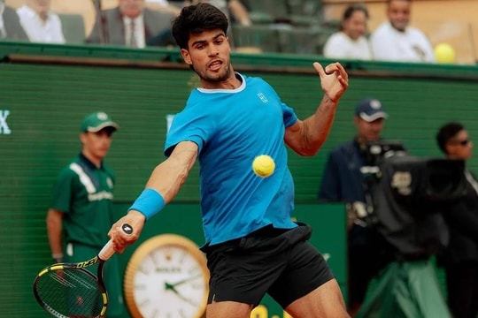 Alcaraz đấu Sinner ở chung kết Monte Carlo Masters