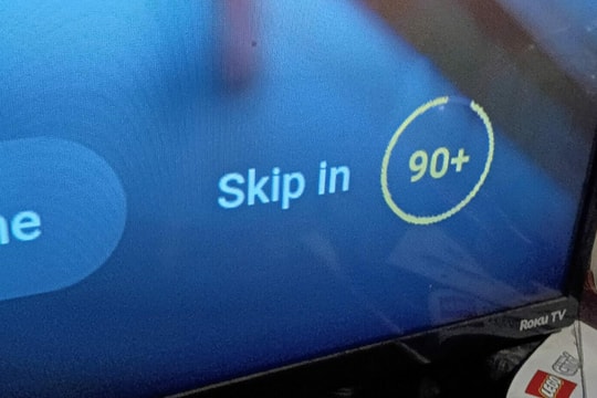 YouTube nói việc hiển thị quảng cáo 90 giây 'là lỗi kỹ thuật'