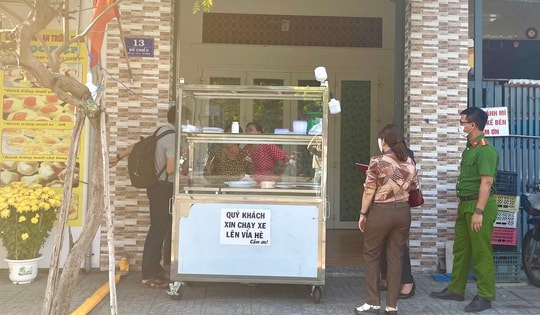 Vụ bánh mì "không tên" ở TPHCM: Hơn 50% mẫu bệnh phẩm dương tính với vi khuẩn Salmonella