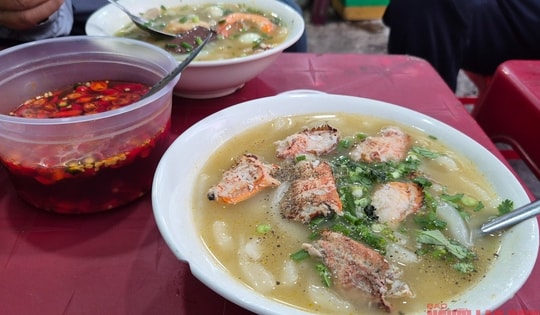 UBND TPHCM yêu cầu cập nhật, kiểm tra các cơ sở thức ăn đường phố