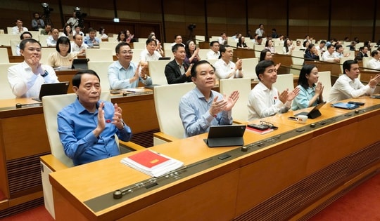 Quốc hội "chốt" miễn thuế với xăng dầu đến hết ngày 30-6