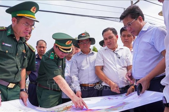 Rà soát toàn diện công tác quản lý, phân luồng phương tiện tại Cửa khẩu quốc tế Mộc Bài